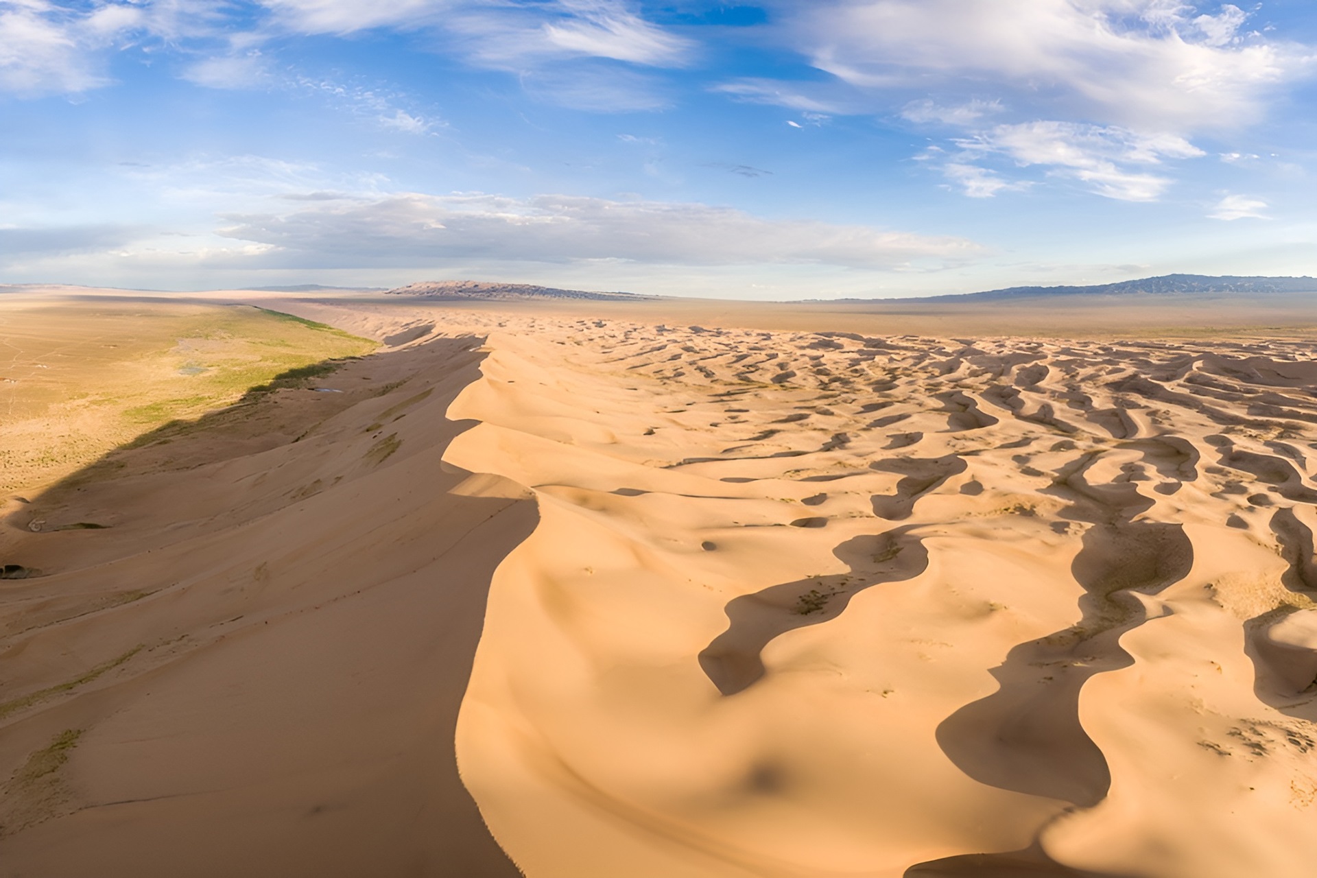 immagine di copertina per Mongolia, il respiro del Gobi